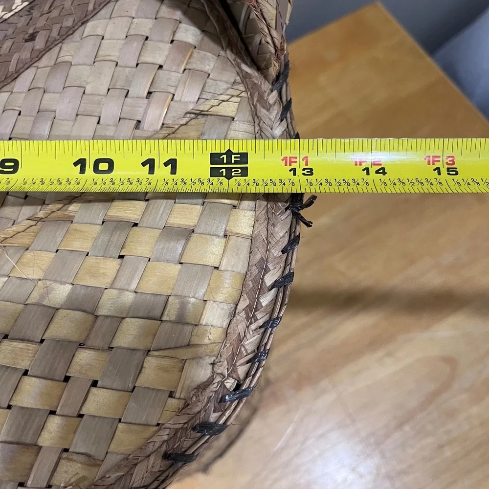 Vtg Hand Woven Pandanus Leaf Basket Lid Handle Lined Boho Tropical Tribal Decor‎